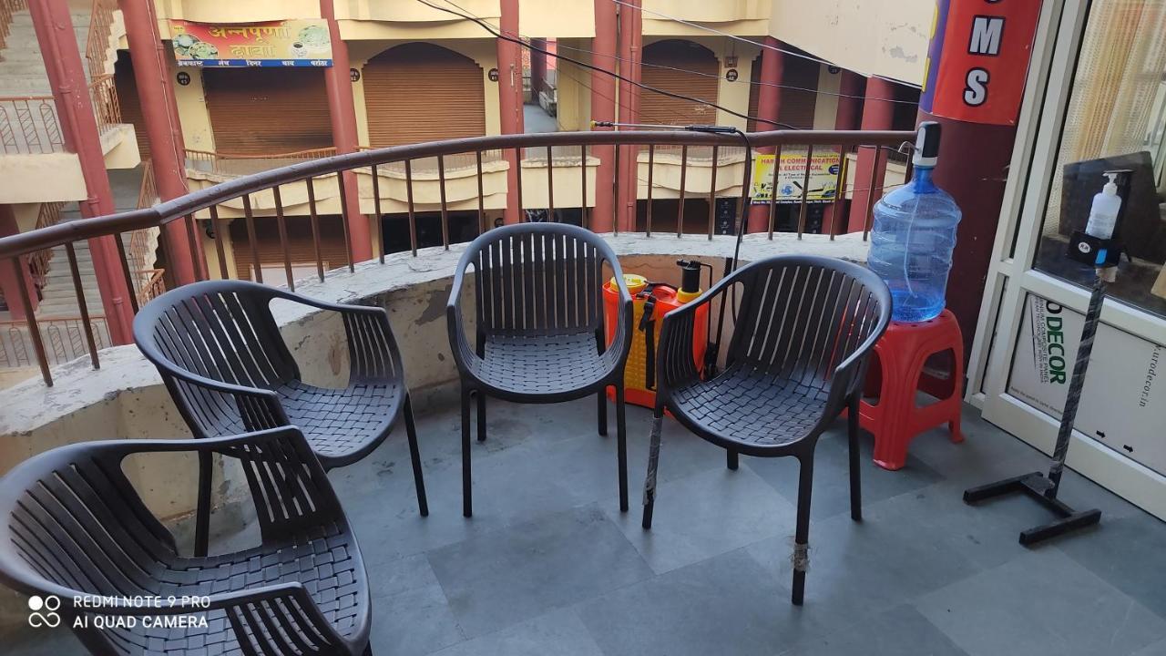 City Crown Guest House Sundarnagar Экстерьер фото