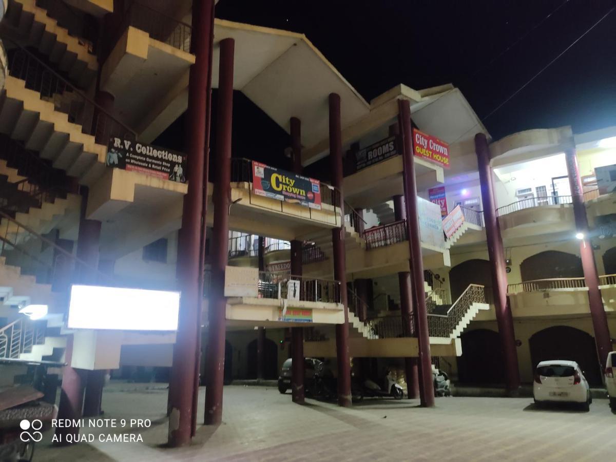City Crown Guest House Sundarnagar Экстерьер фото