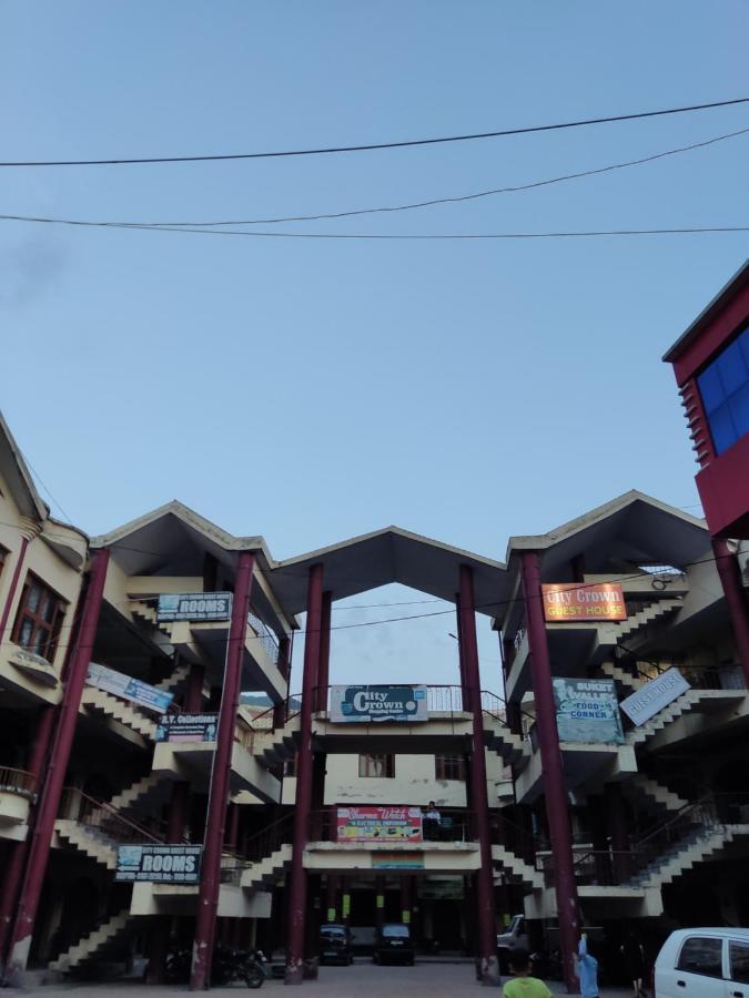 City Crown Guest House Sundarnagar Экстерьер фото